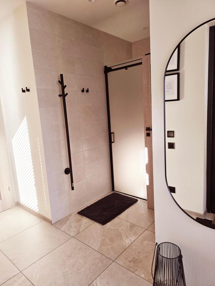 Lazy House Klaipeda Apartment ภายนอก รูปภาพ
